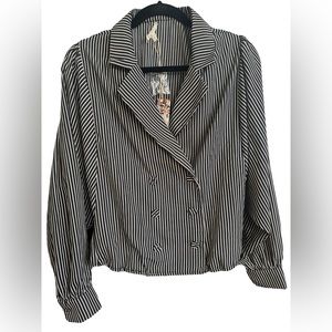 BUCKLE GIMMICKS NWT, Women's Lapel Black/White Shirt Long Sleeve Blouse Medium